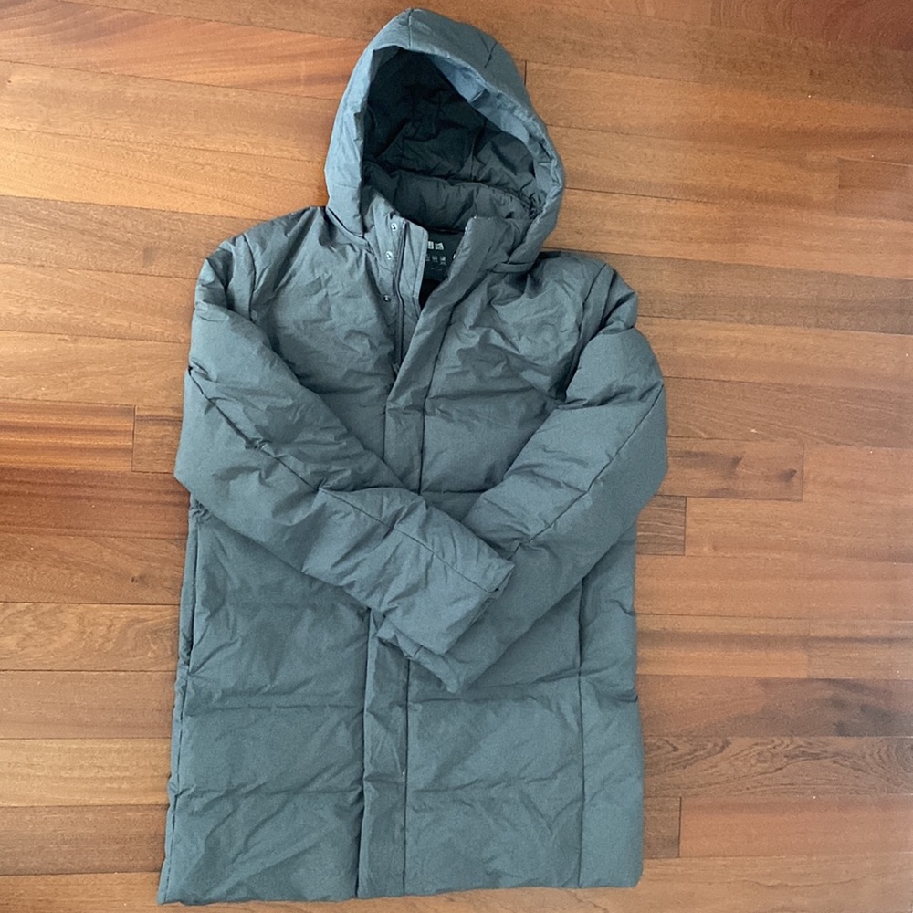 UNIQLO Men’s puffer jacket, L, grey